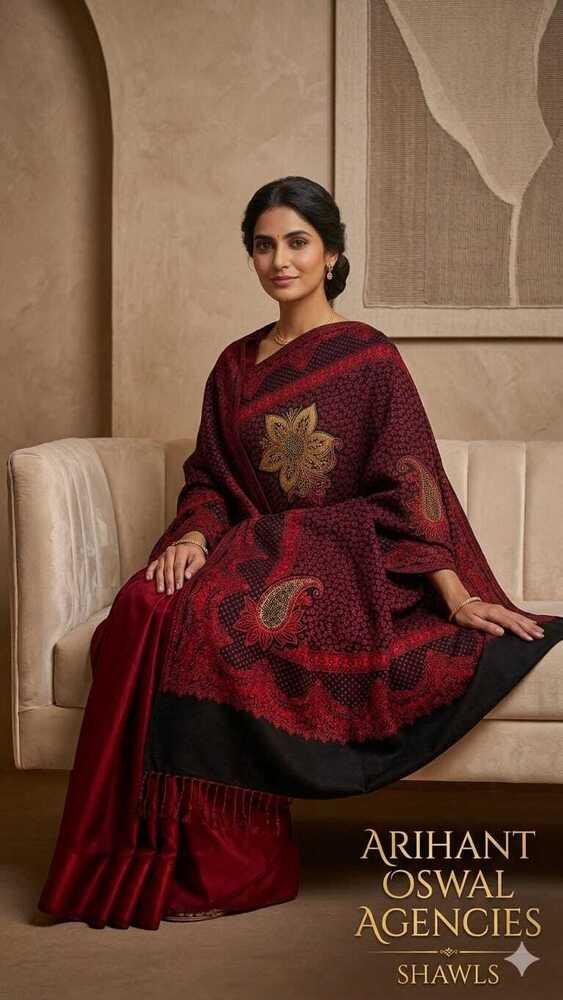 POLYWOOL SHAWL