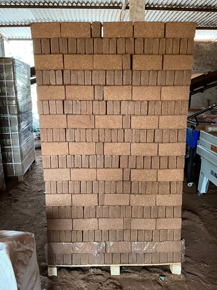 650 GM Cocopeat Brick