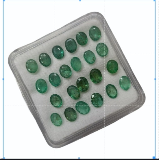 Zambian emerald oval box for jewellery setting  5X4 mm