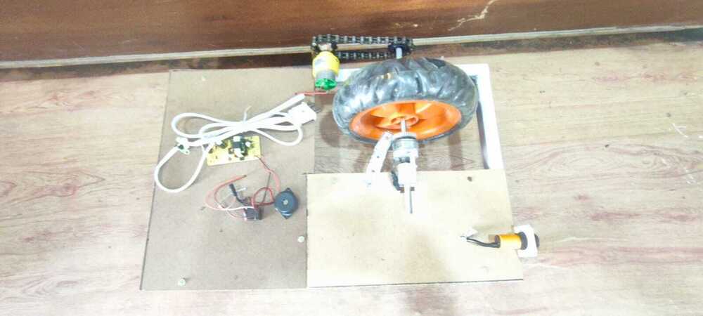 Automatic Electromagnetic Brake Student Project - Features: Failsafe Operation