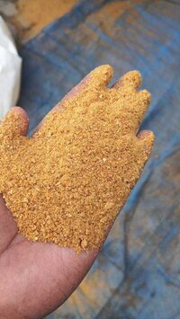 Corn Ddgs - Admixture (%): <1%