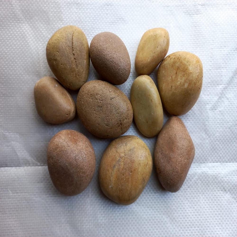 Semi-Polished Natural River Pebbles for Outdoor Garden Landscaping and Fish Pond Decoration