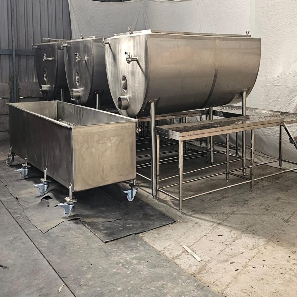 Ss Whey Trough - Capacity: 200 To 1000 Liters (Customizable)