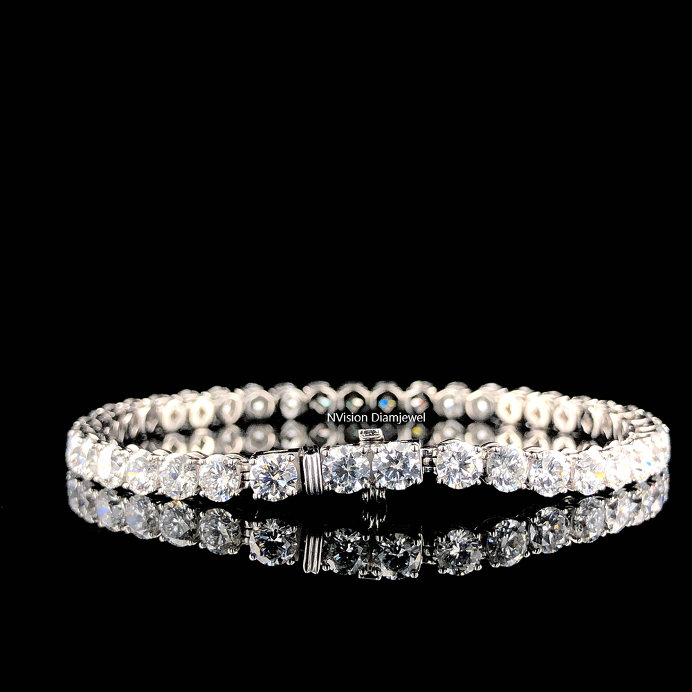 Adorn your wrist with 0.20 Pointers Moissanite Diamond Tennis Bracelet