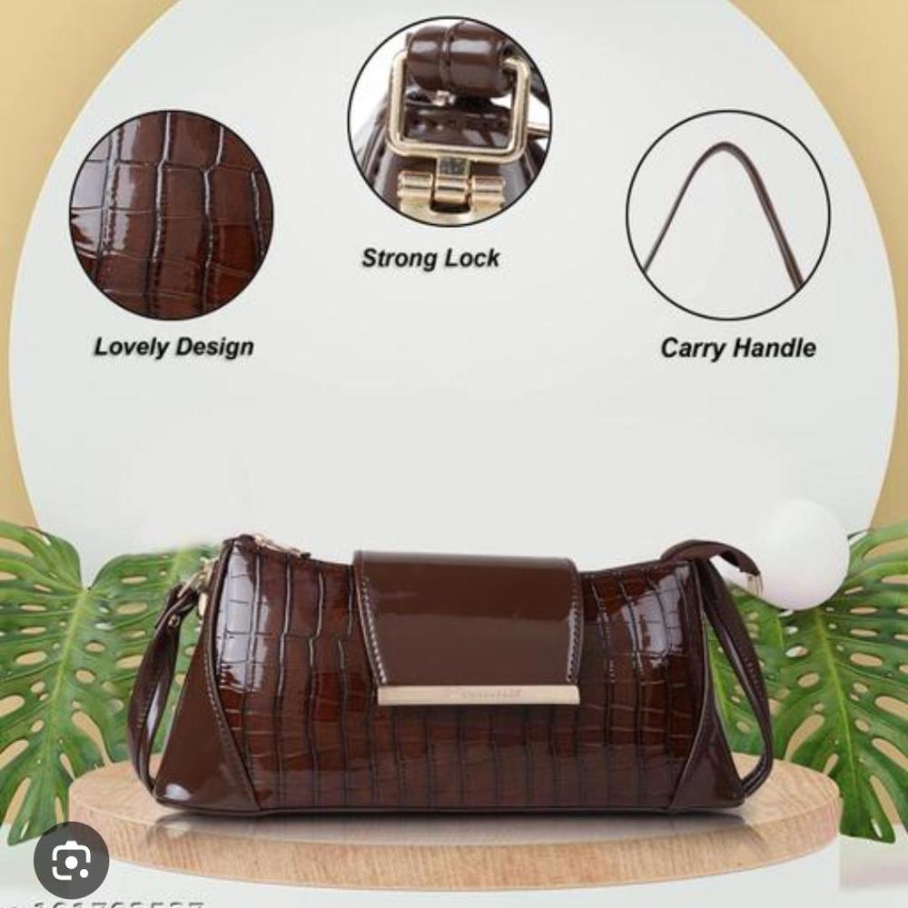 ROYAL & BRANDED HANDBAGS