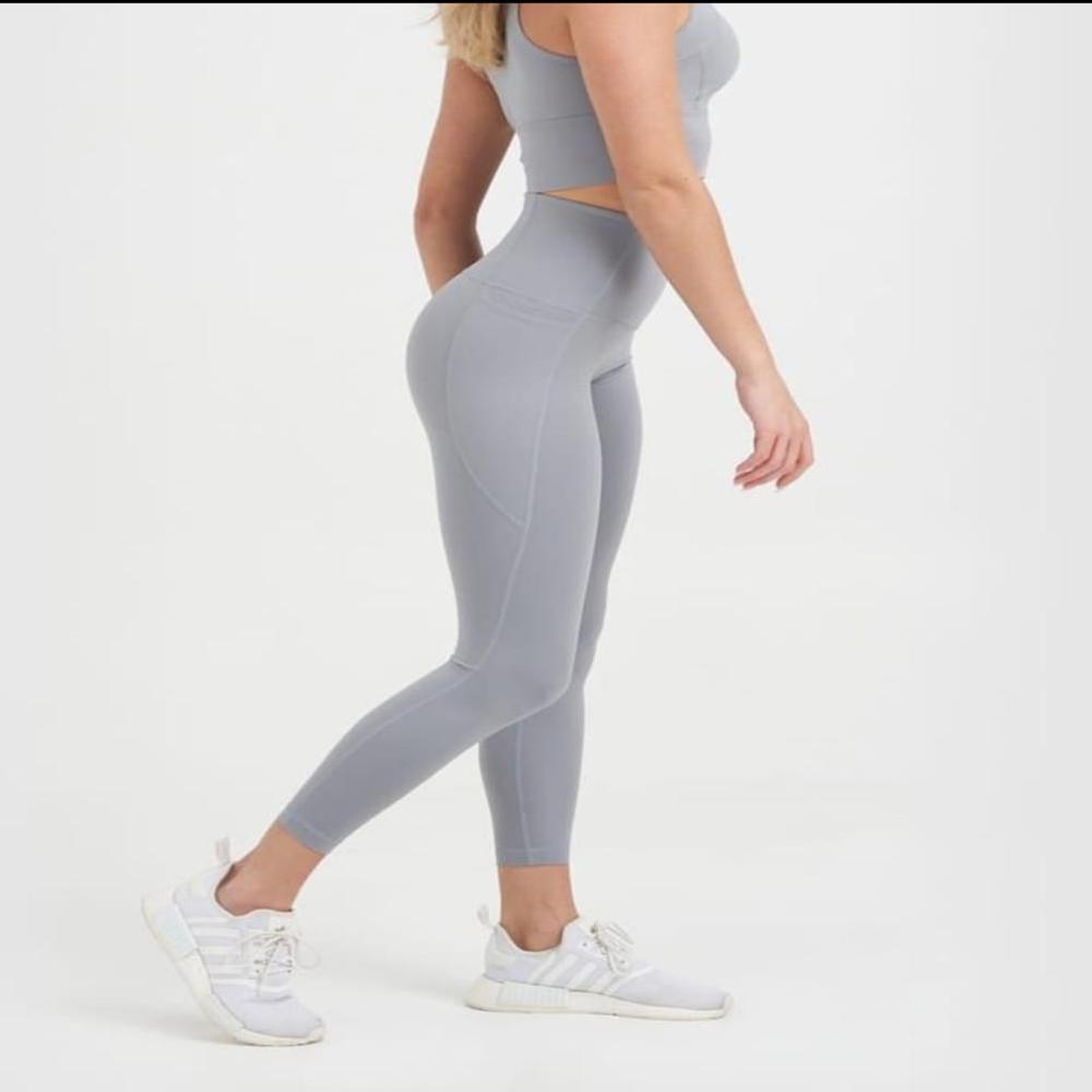 SELVIA BRAND WOMEN'S SPANDEX FITNESS/GYM/YOGA/SPORTS WEAR