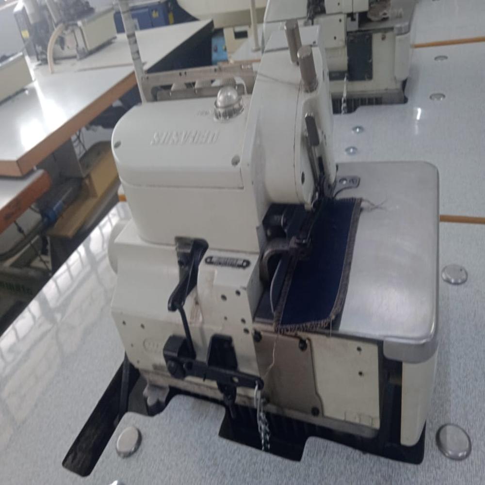 PEGASUS M700 4THEARD OVERLOCK MACHINE
