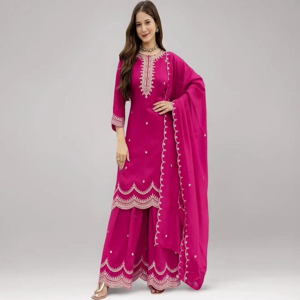 BEAUTIFUL & HEAVY PAKISTANI 3 PIECES COLLECTION