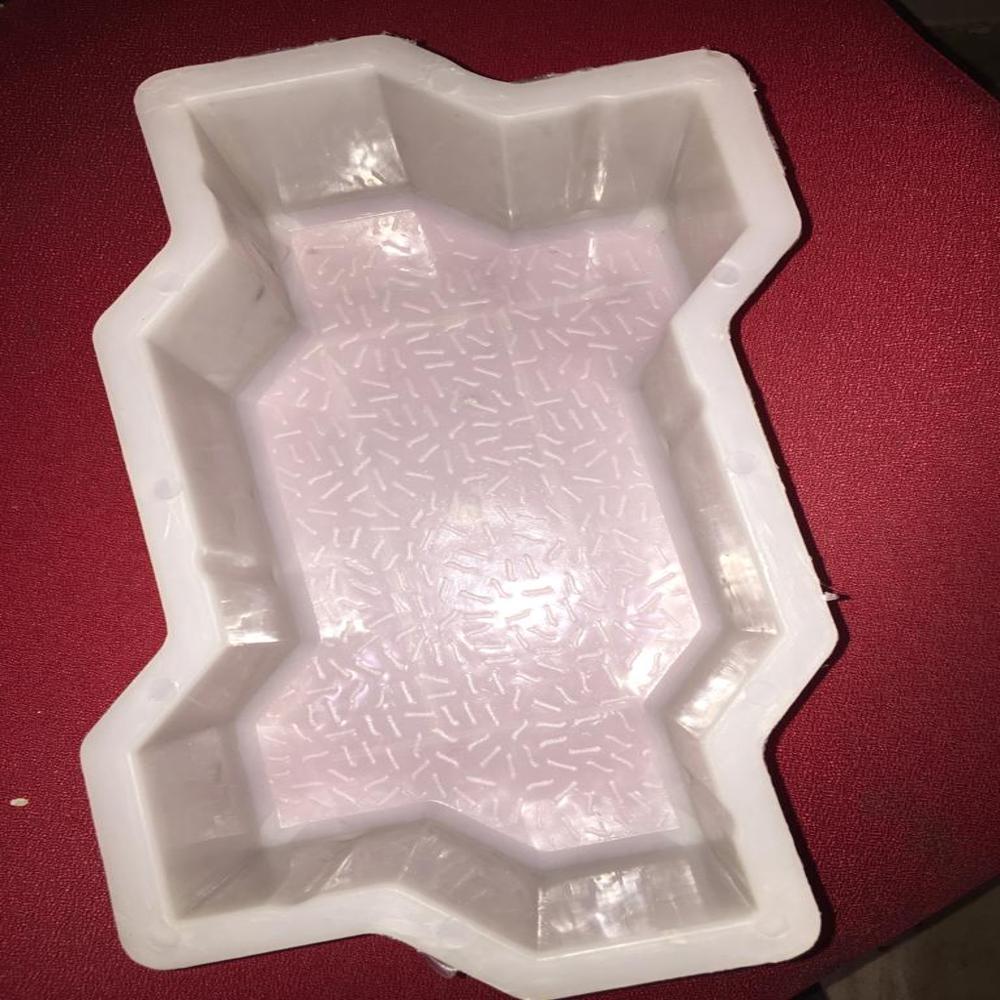 Zigzag Paver Mould - Color: White