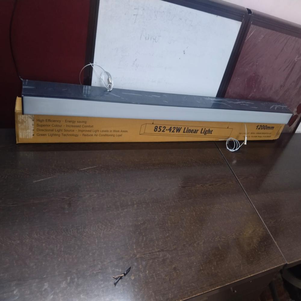 40 watt Recessed linear light