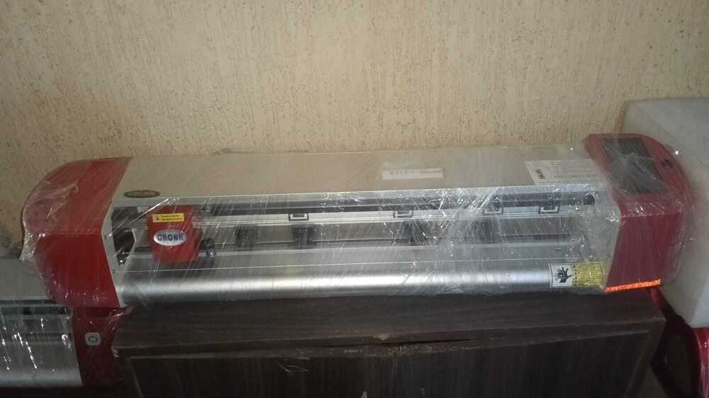 CUTTING PLOTTER YS-720