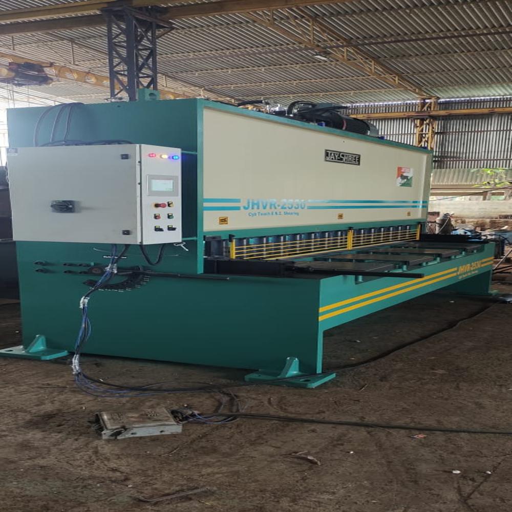 Hydraulic Shearing - Sheet Cutting Machine