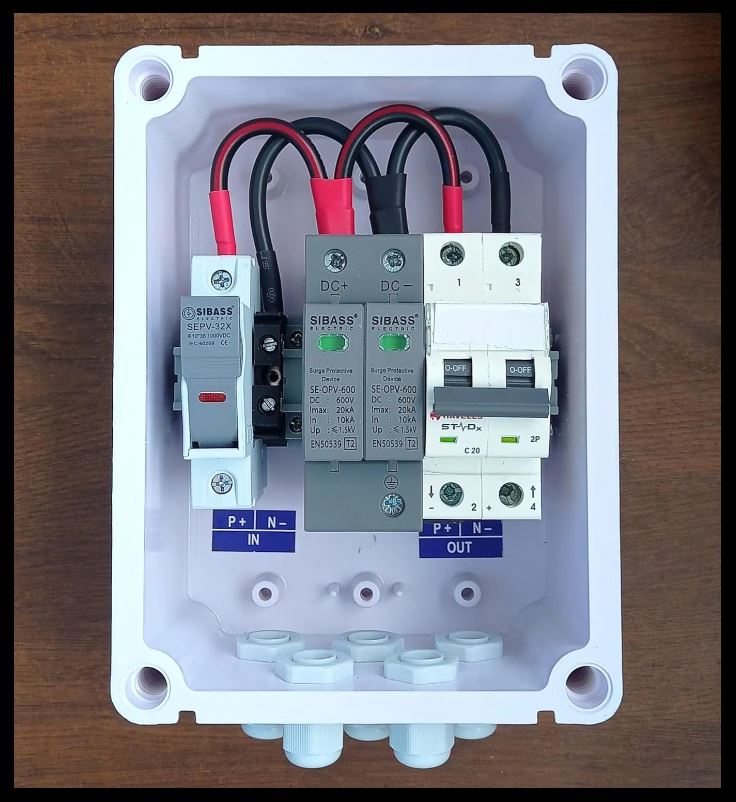 ACDB : 1 - 6 KW HAVELLS(MCB) - SIBASS(SPD) 1 PHASE DCDB : HAVELLS (FUSE) - SIBASS(SPD) 1 IN 1 OUT