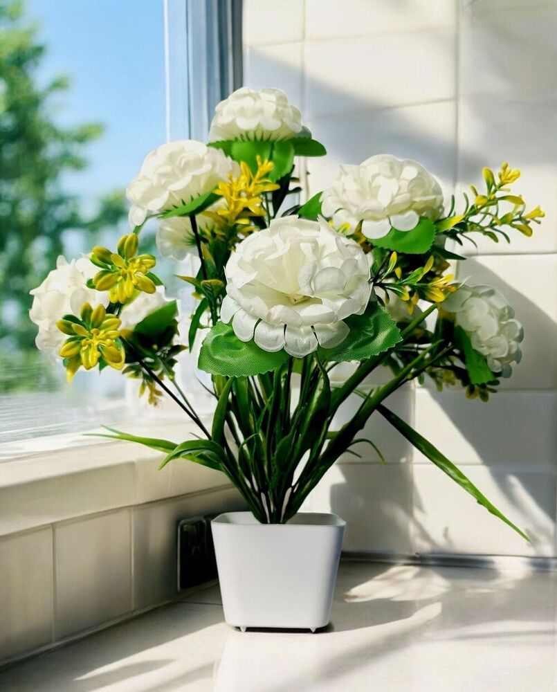 White Marigold Pot Artificial Flower With Basket