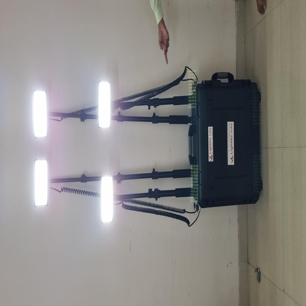 Portable Suitcase Area Light - Color: Black