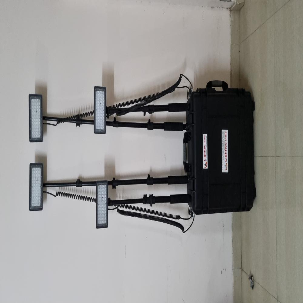 Portable Suitcase Area Light - Color: Black