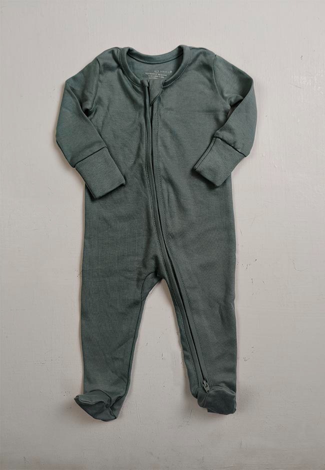A31324 | COLORED ORGANICS Baby Zip-Up Footed Sleeper