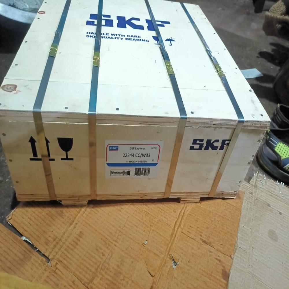 23960 Skf Spherical Roller - Metal Material, Silver Color, Mill Finish | High-quality Industrial Grade For Durable Performance