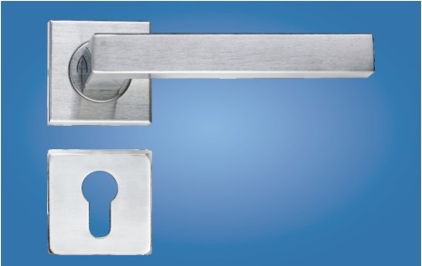 सँभालना