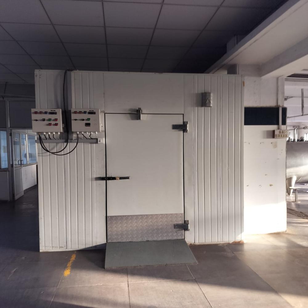 Incubation Cum Blast Chamber