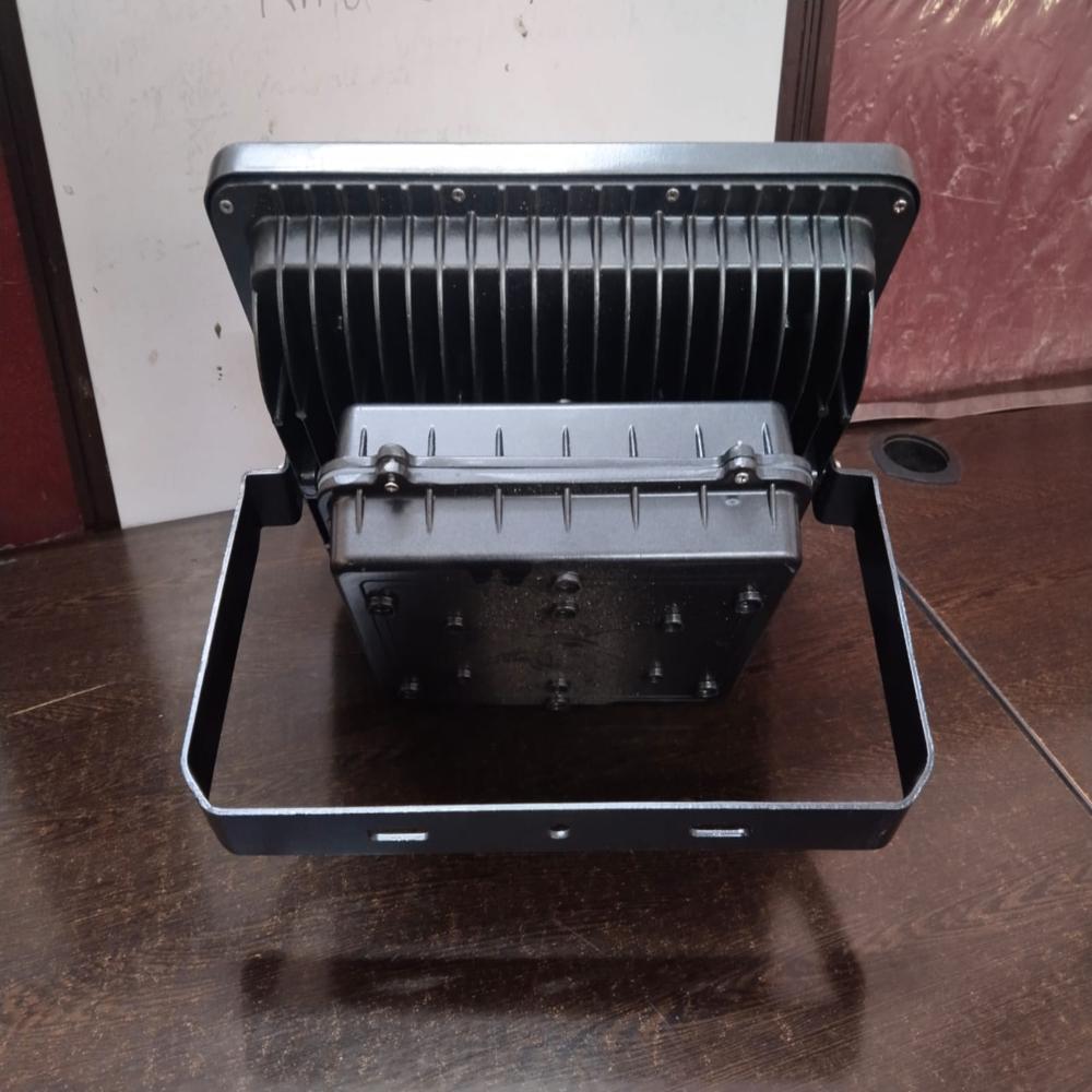 350 watt led back choke flood light