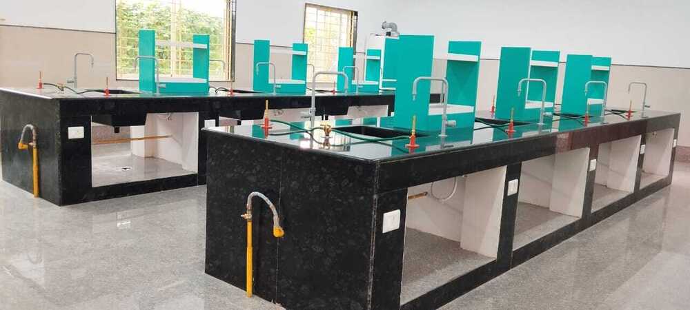 Institutional Labs Gas Pipeline