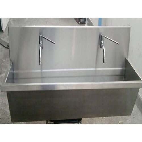 Wall Mounted Surgical Scrub Station Sink Two Bay