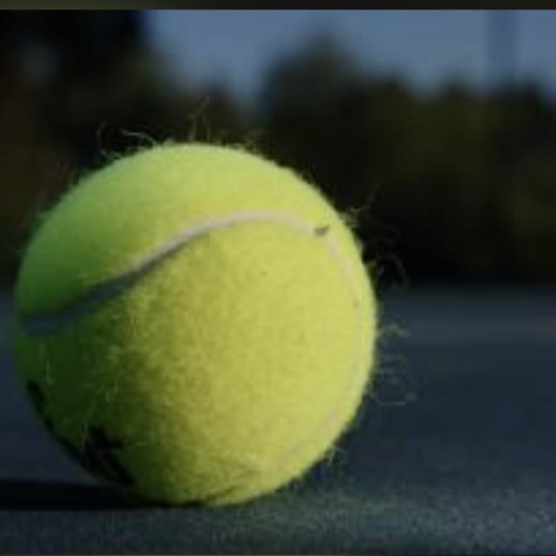 Rubber Tennis Ball