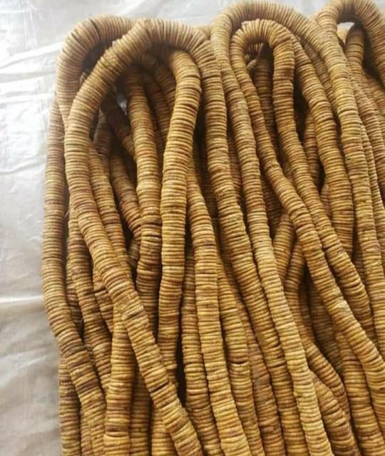 Dry Fig - Color: Golden