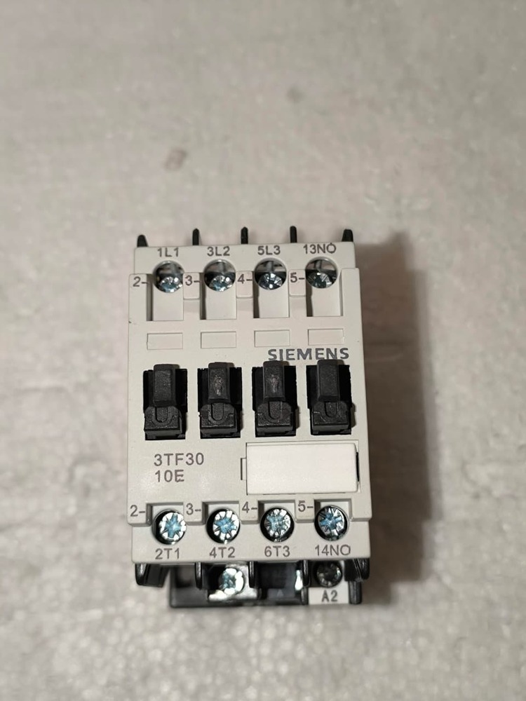 Siemens 3TF30 Contactor