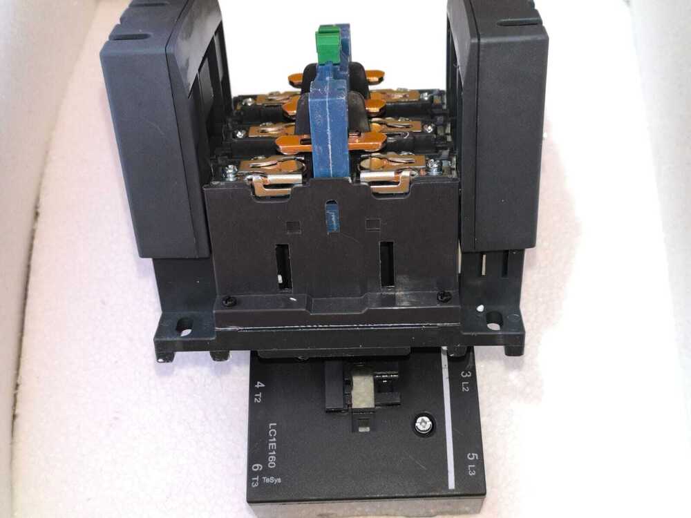 Schneider LC1E160 Contactor
