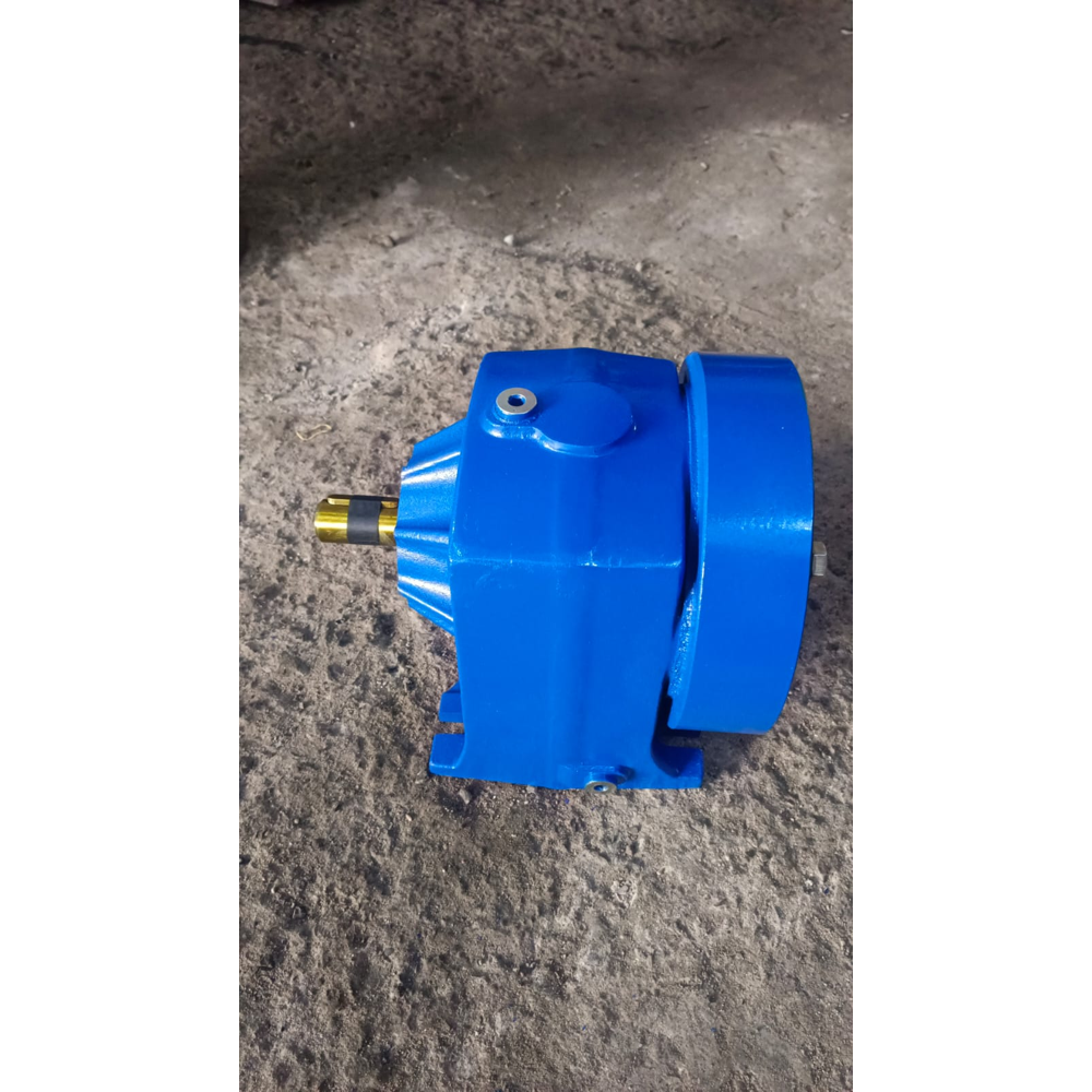 HELICAL GEAR BOX