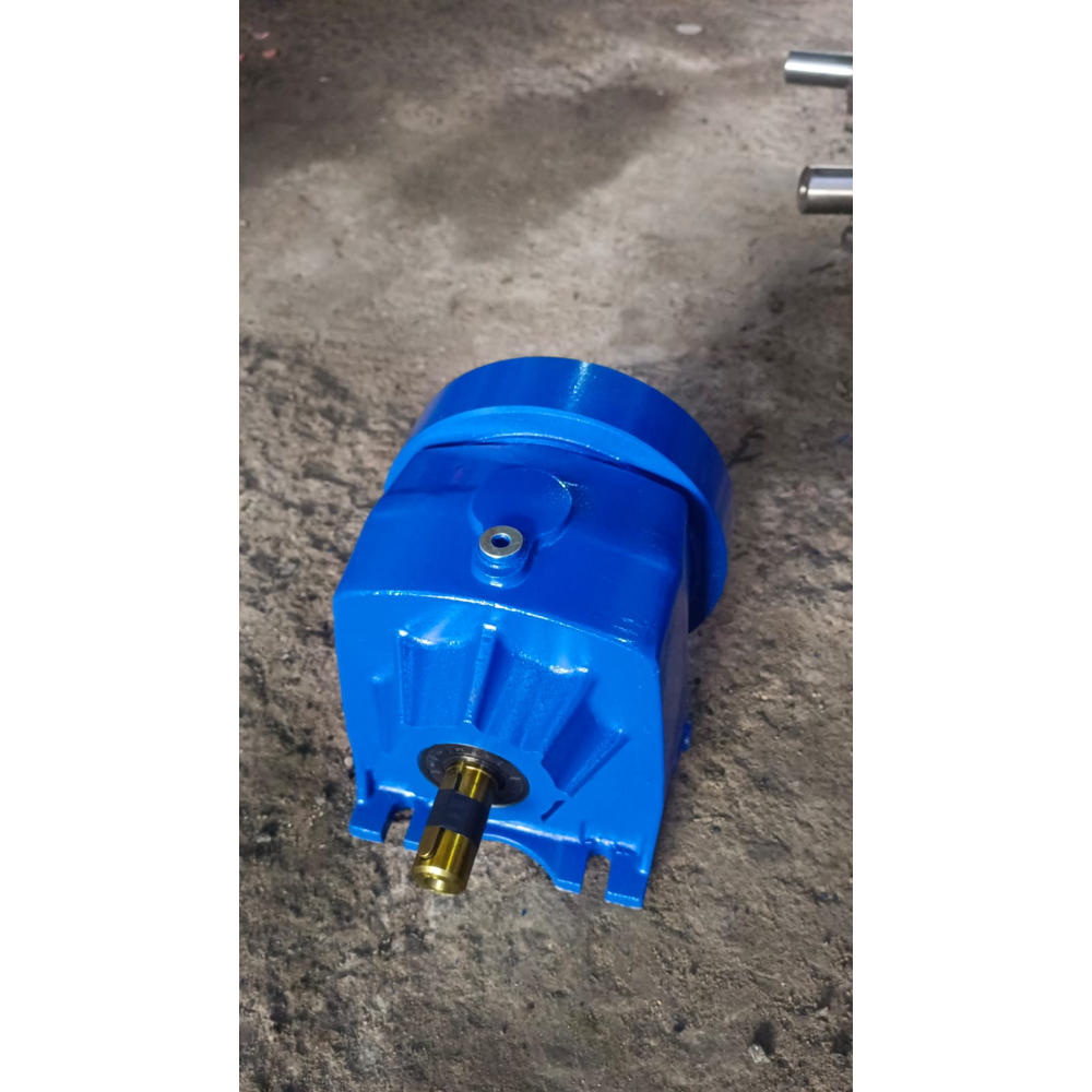 HELICAL GEAR BOX