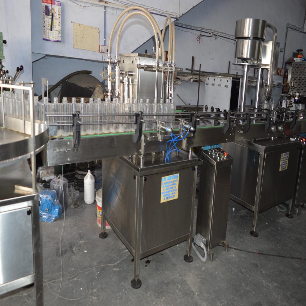 Automatic Eight Head Volumetric Liquid Filling Machine