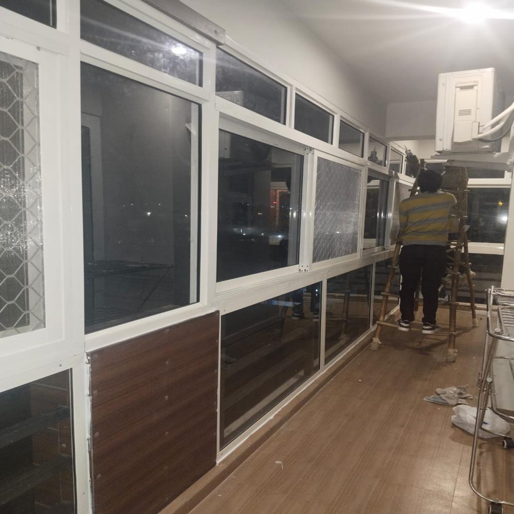 Aluminium Three Track Sliding Balcony Protection System