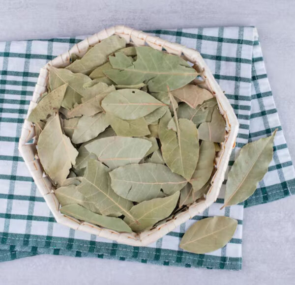 Organic Bay Leaves