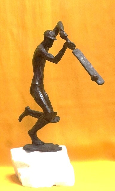 Creative Sculpture Made with Bronze. Size 1.5 Ft