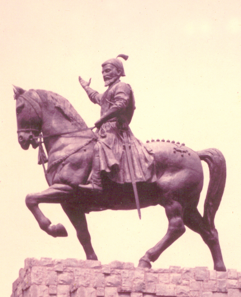 18 Ft Equestrian Bronze Statues