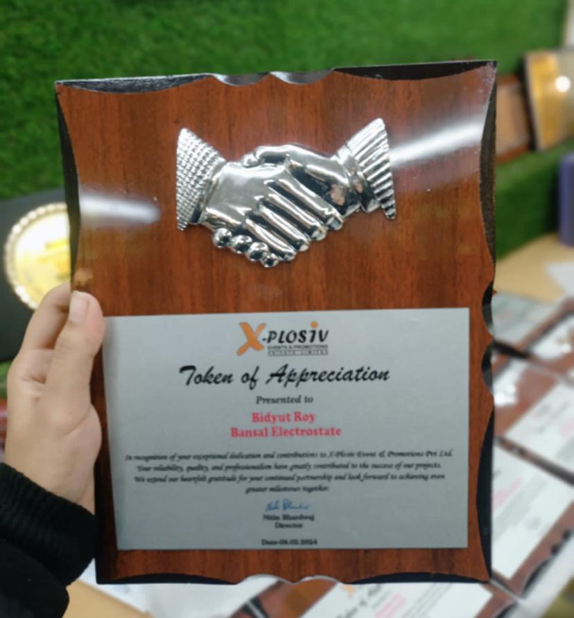 Premium Wooden Handshake Memento Plaque