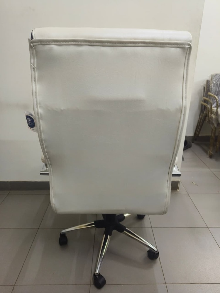 Royale High Back Pro White Colour Chair