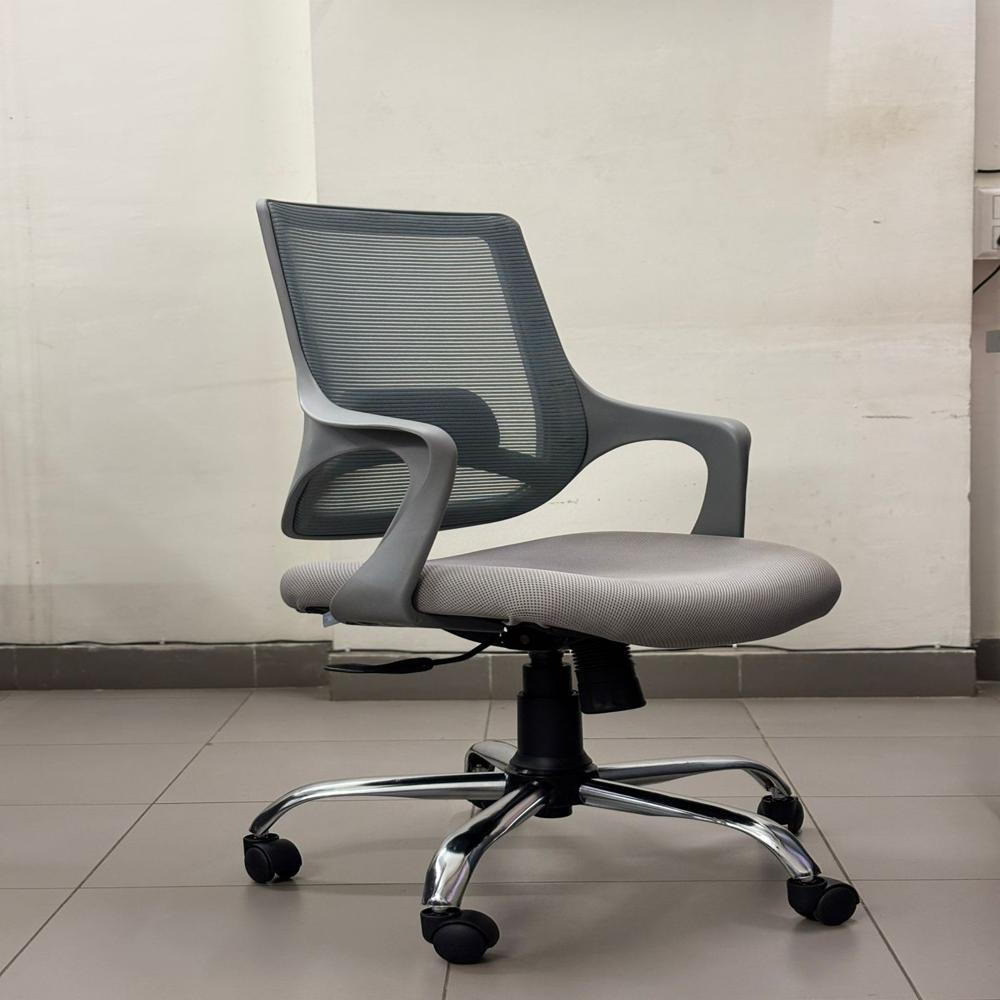 Mono a Grey Colour Chair