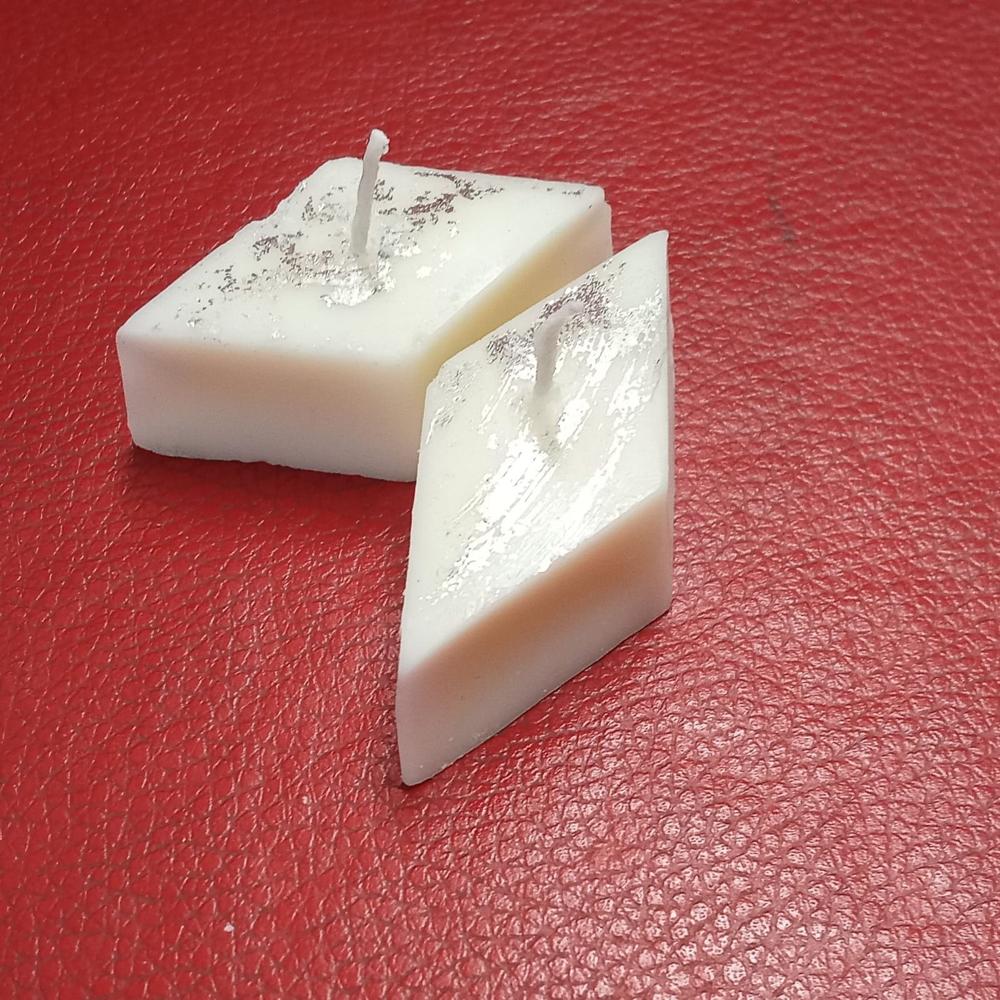 KAJU KATLI CANDLE