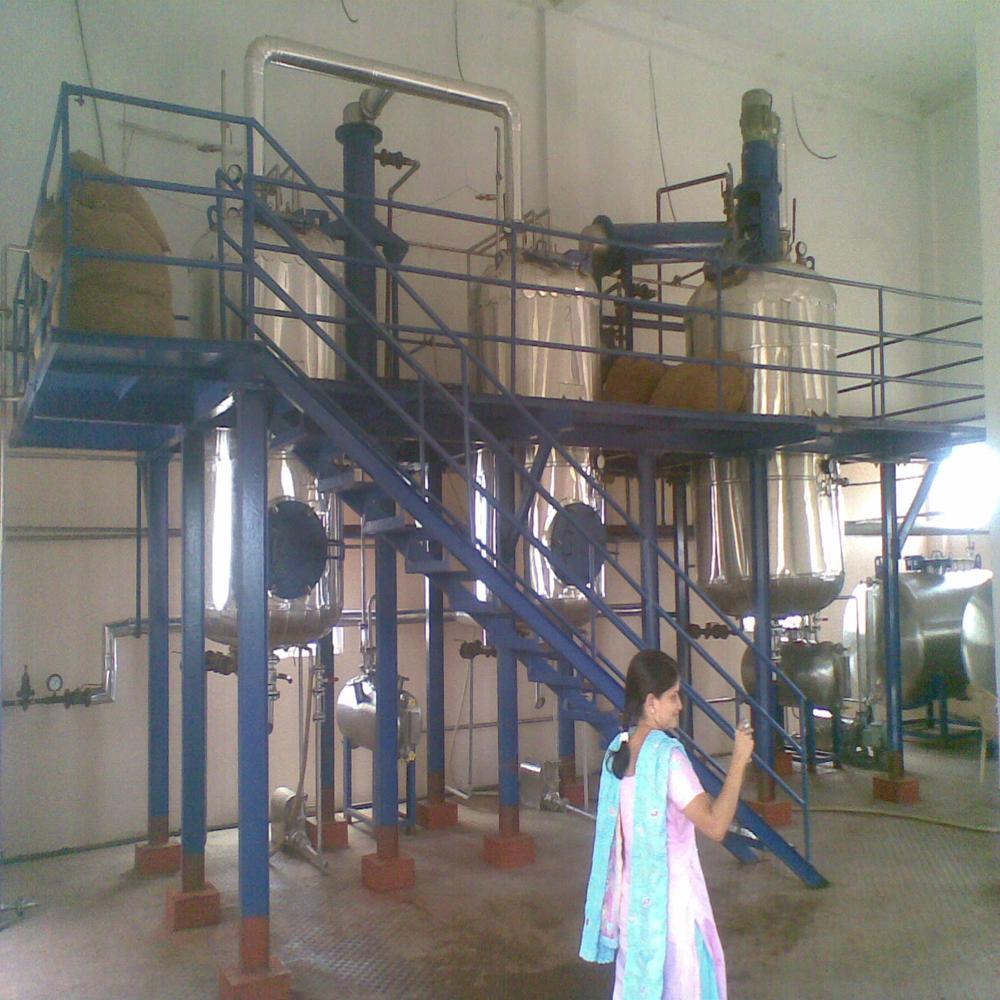 Luxury Wood fragrances Extraction Plant
