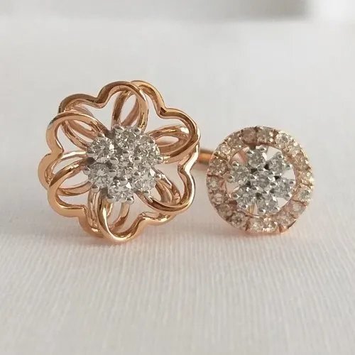 Double Flower Diamond Ring - Color: Gold