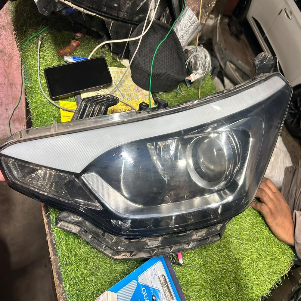 Hyundai i20 2018 projecter drl headlight