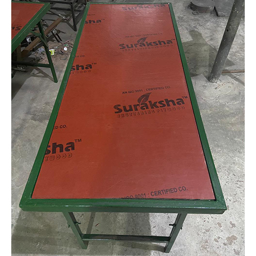 Banquet Table