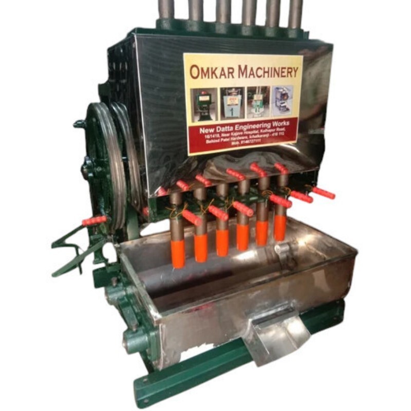 6 Hammer Fully Automatic Chilli Pounding Machine - Capacity: 80 Kg/hr