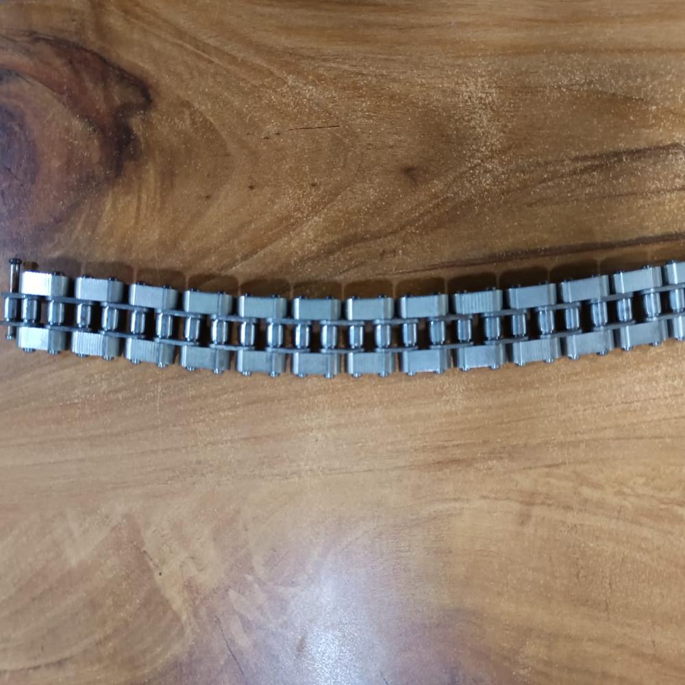 Delivery Chain Link - Feature: Rust Proof