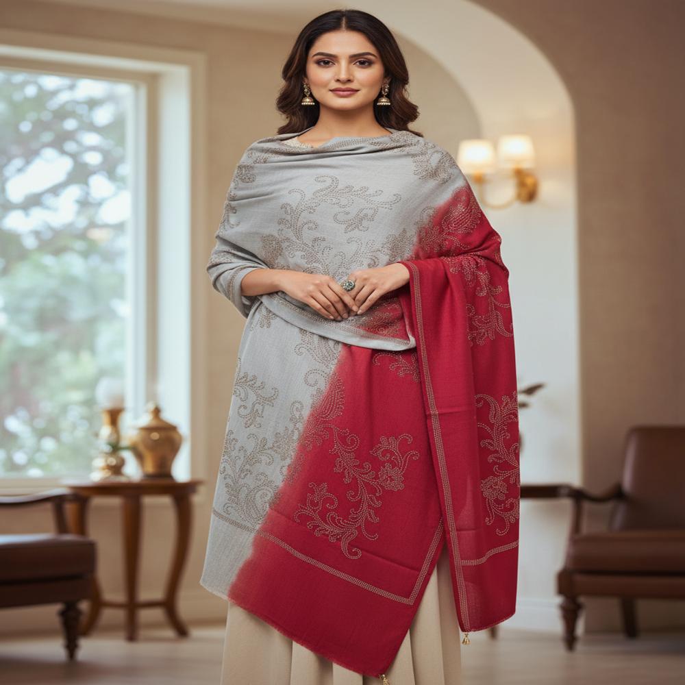 Merino wool All over swasrosvki work stoles