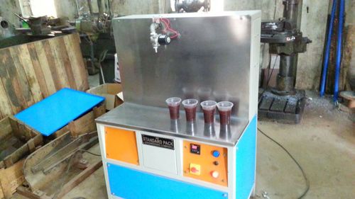 स्वचालित तरल भरने की मशीनें